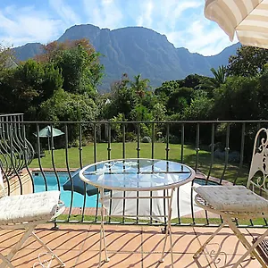 Hotel Avenue Torquay, Cape Town